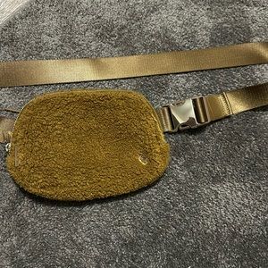 Lululemon belt bag